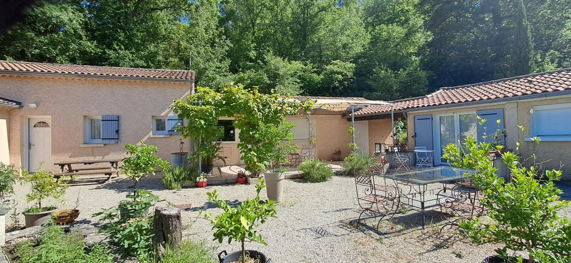 Les Verveines De Bed & Breakfast